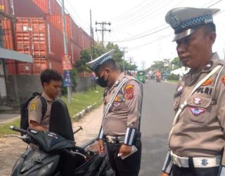 Operasi Patuh Toba 2024 : Satlantas Polres Pelabuhan Belawan Menilang 137 Pengendara Pelanggar Lalu Lintas