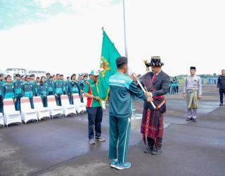 Walikota Medan Lepas 200 Atlet Berlaga di PON XXXI