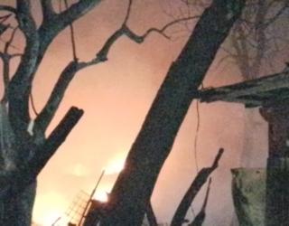 Kebakaran di Pemukiman Pemulung Jurang Mangu Timur Tidak Ada Korban Jiwa dalam Proses Evakuasi