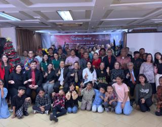 Istimewa : Panti Asuhan, Intelektual, Jurnalis Kristiani dan 7 Pendeta Hadir di Perayaan Natal 2024 Kantor Advovad Jhon Panggabean