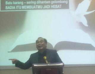 Tangguh di Tengah Badai, Pdt.Dr.Andreas Nugroho : Diam, Tenanglah dan Percaya pada Yesus Kristus