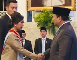Presiden Anugerahkan Bintang Mahaputera untuk Regulasi Digital Ramah Anak