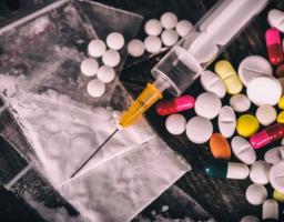 Penggerebekan Dragon KTV Medan: 697 Pil Ekstasi Disita, Pemilik Jadi Buronan