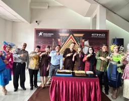 Rute baru ini ditandai dengan penerbangan perdana maskapai Etihad Airways (EY) dari Abu Dhabi ke Kualanamu pada Jumat (3/10/2025).