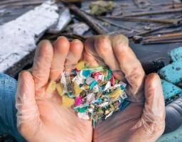 Air Hujan di Jakarta Tercemar Mikroplastik, DPR Minta Pemerintah Perkuat Pengendalian Polusi