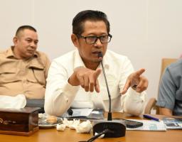 Terminal Sepi Bisa Dioptimalkan, DPR Usul Jadi Tempat Singgah Ojol