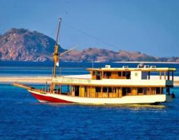 Tragedi Laut di Komodo dan Bali, DPR Desak Evaluasi Total Kemenhub