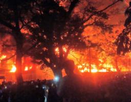 Api Berkobar Berjam-jam, Pabrik Sandal Swallo Nyaris Rata dengan Tanah