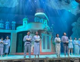 Perahu Kertas Kembali Berlayar di Panggung, Mengajak Penonton Pulang ke Mimpi