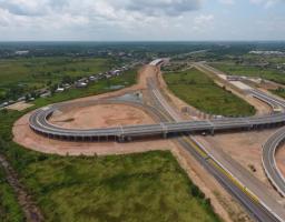 Lubang di Tol Kayu Agung–Palembang Ancam Keselamatan Pemudik