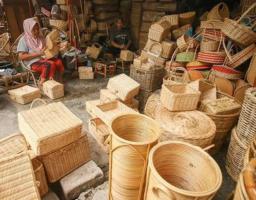 Kredit UMKM Turun Rp3 Triliun, BI Didesak Lebih Tegas Arahkan Perbankan ke Sektor Produktif