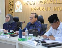 Pendidikan Daerah Tersandera Aturan Tumpang Tindih, DPD RI Siapkan Rekomendasi