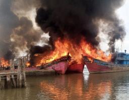 Kebakaran Kapal Ikan di Belawan, Kerugian Ditaksir Miliaran Rupiah