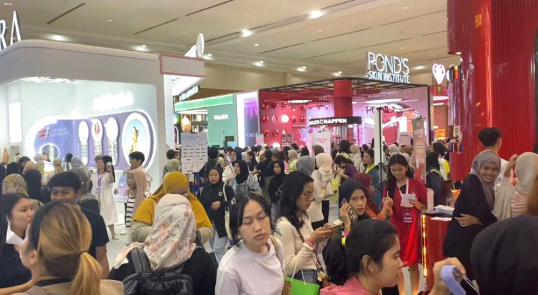 X Beauty 2024 Female Daily Hari Terakhir Diserbu ABG yang Antusias dengan Skin Care